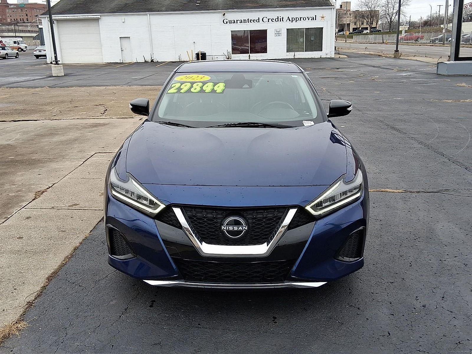 2023 Nissan Maxima SV