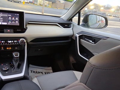 2024 Toyota RAV4 Hybrid XLE Premium