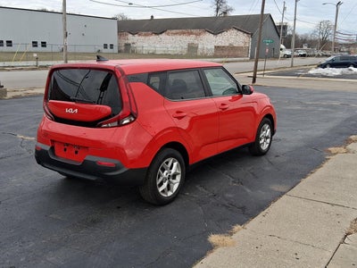 2022 Kia Soul LX