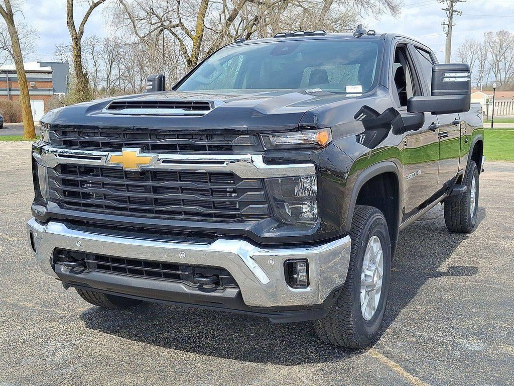 2026 Chevrolet Silverado 3500 HD LT - Photo 10