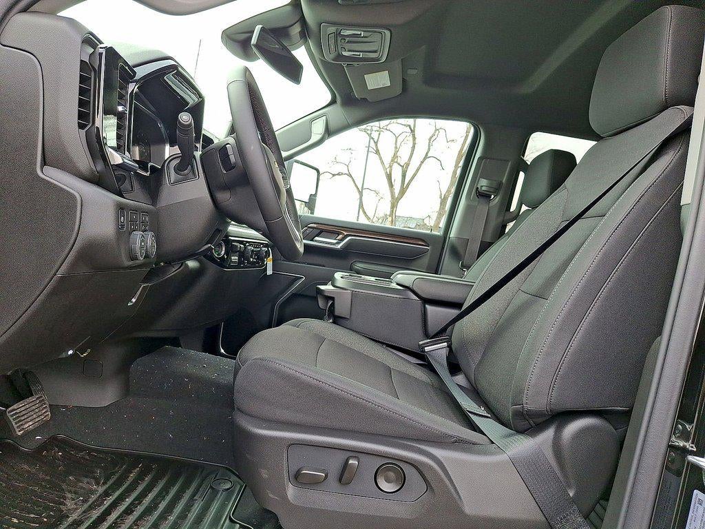 2026 Chevrolet Silverado 3500 HD LT - Photo 14