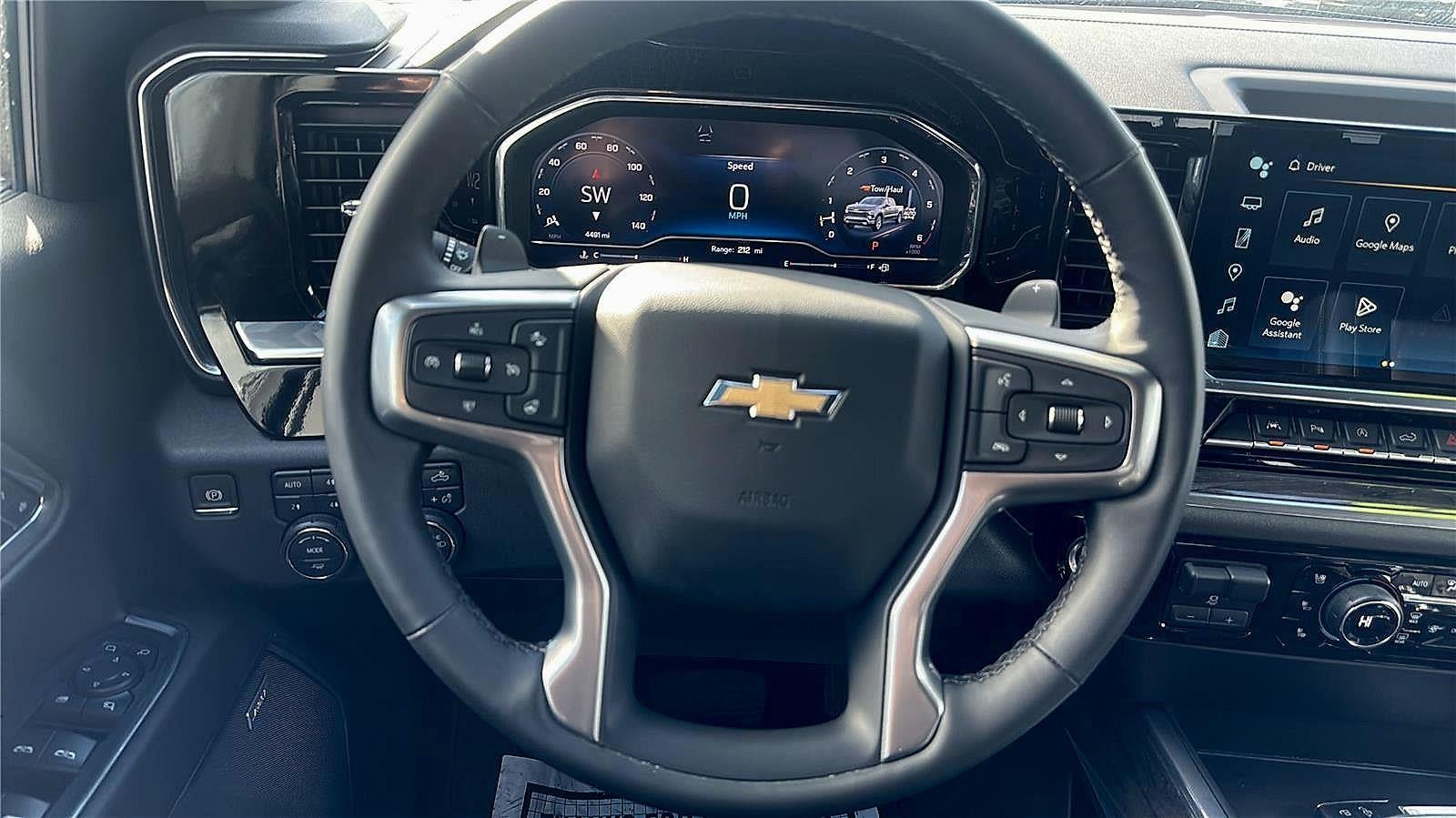 2025 Chevrolet Silverado 1500 LTZ