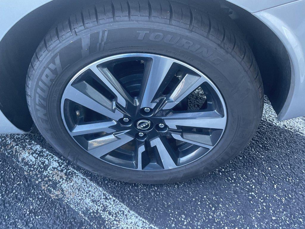 2024 Nissan Versa SV
