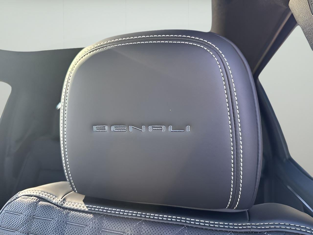 2024 GMC Sierra EV Denali Edition 1