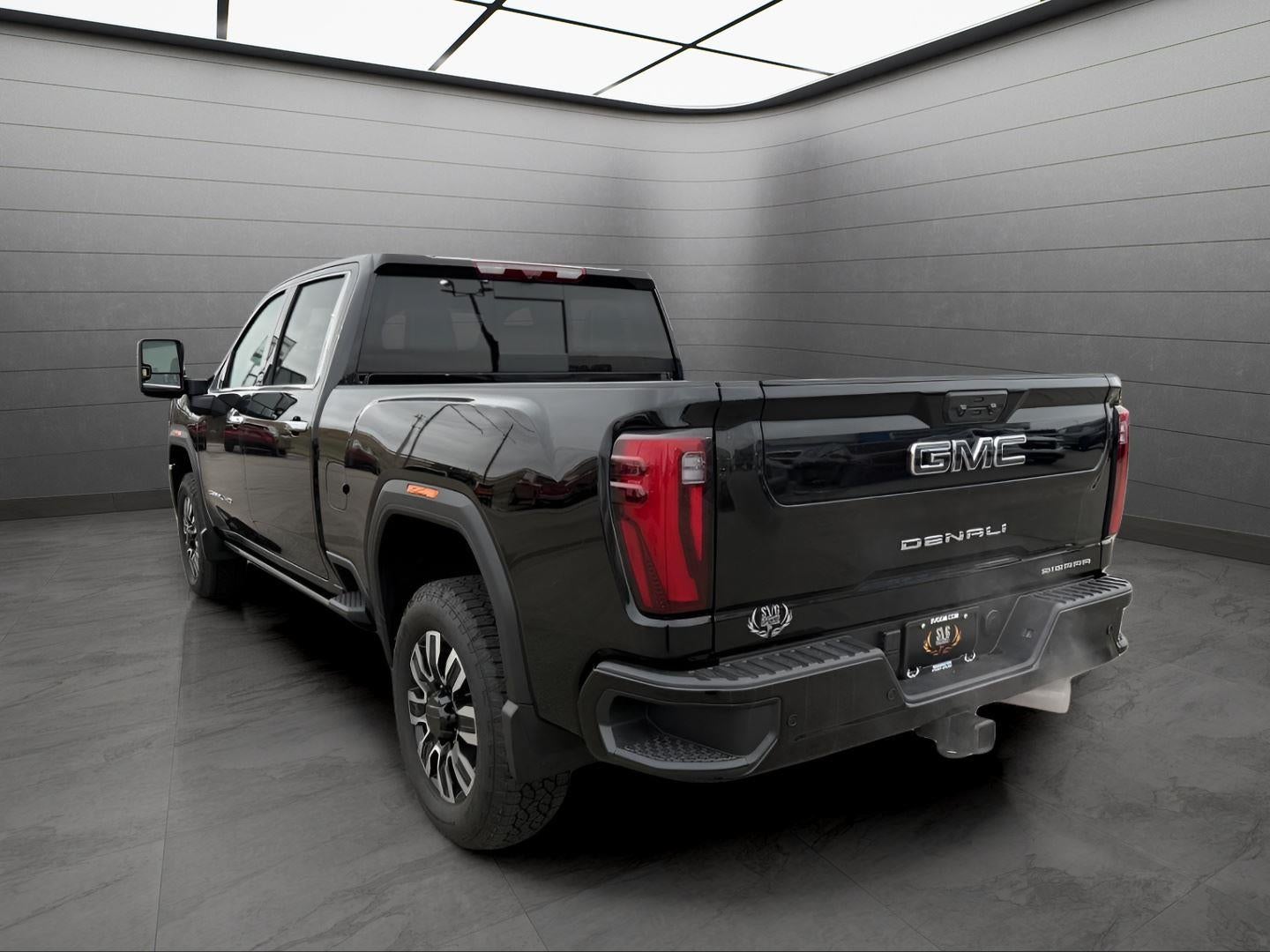 2025 GMC Sierra 3500 HD Denali Ultimate
