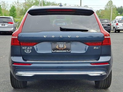 2023 Volvo XC60 Ultimate Bright Theme