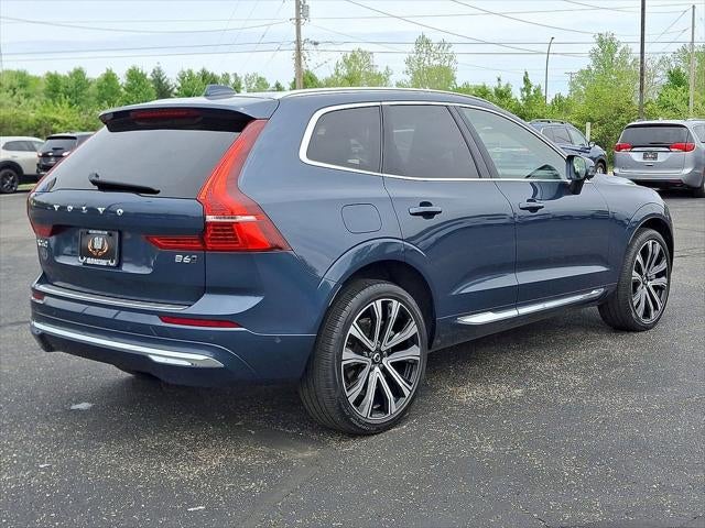 2023 Volvo XC60 Ultimate Bright Theme
