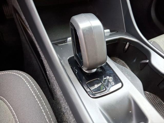 2023 Volvo XC40 Core