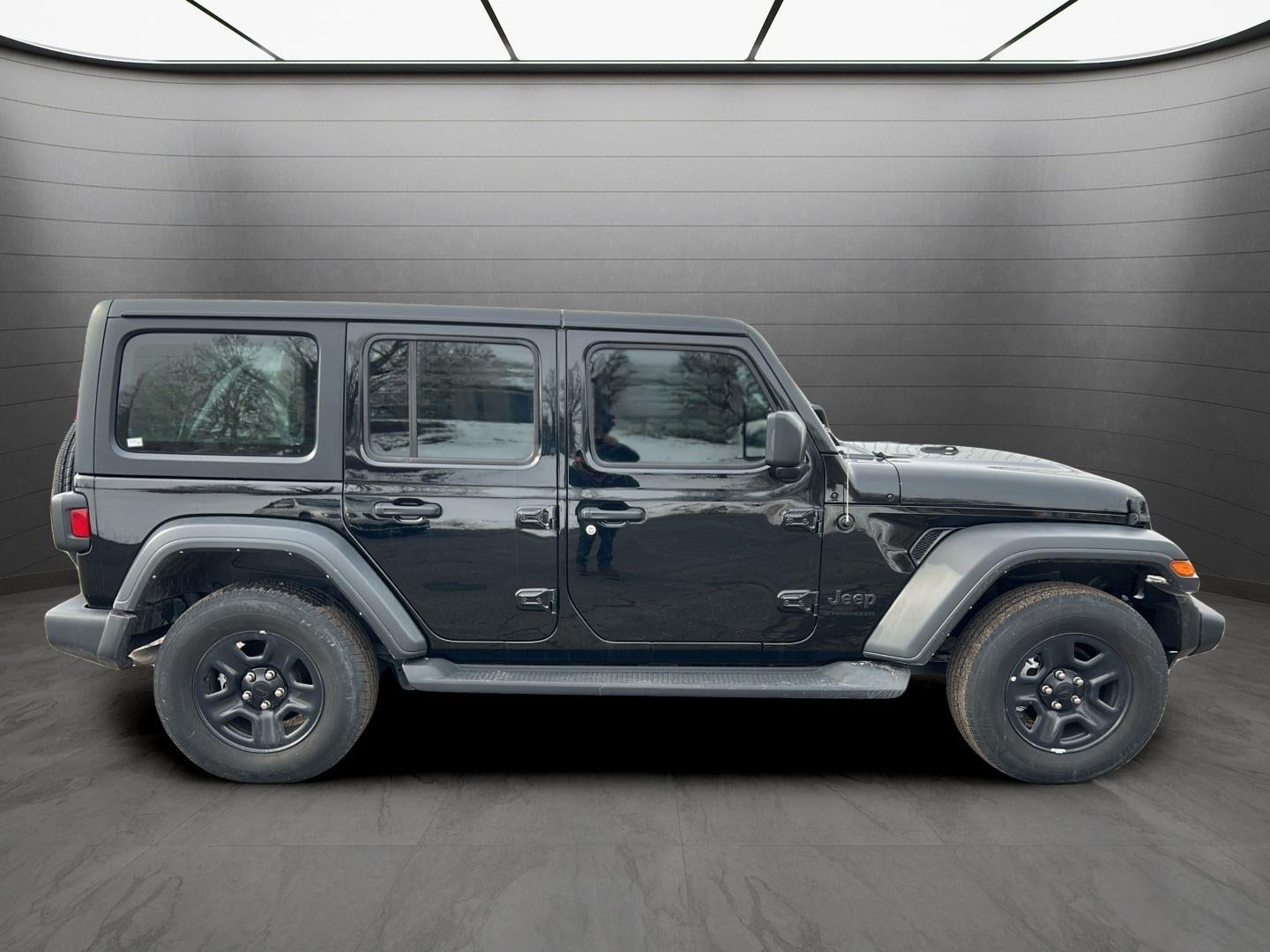 2023 Jeep Wrangler 4-Door Sport 4x4