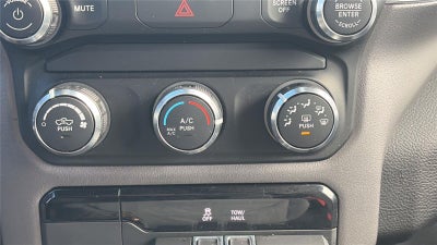 2021 RAM 1500 Big Horn Quad Cab 4x4 6'4' Box