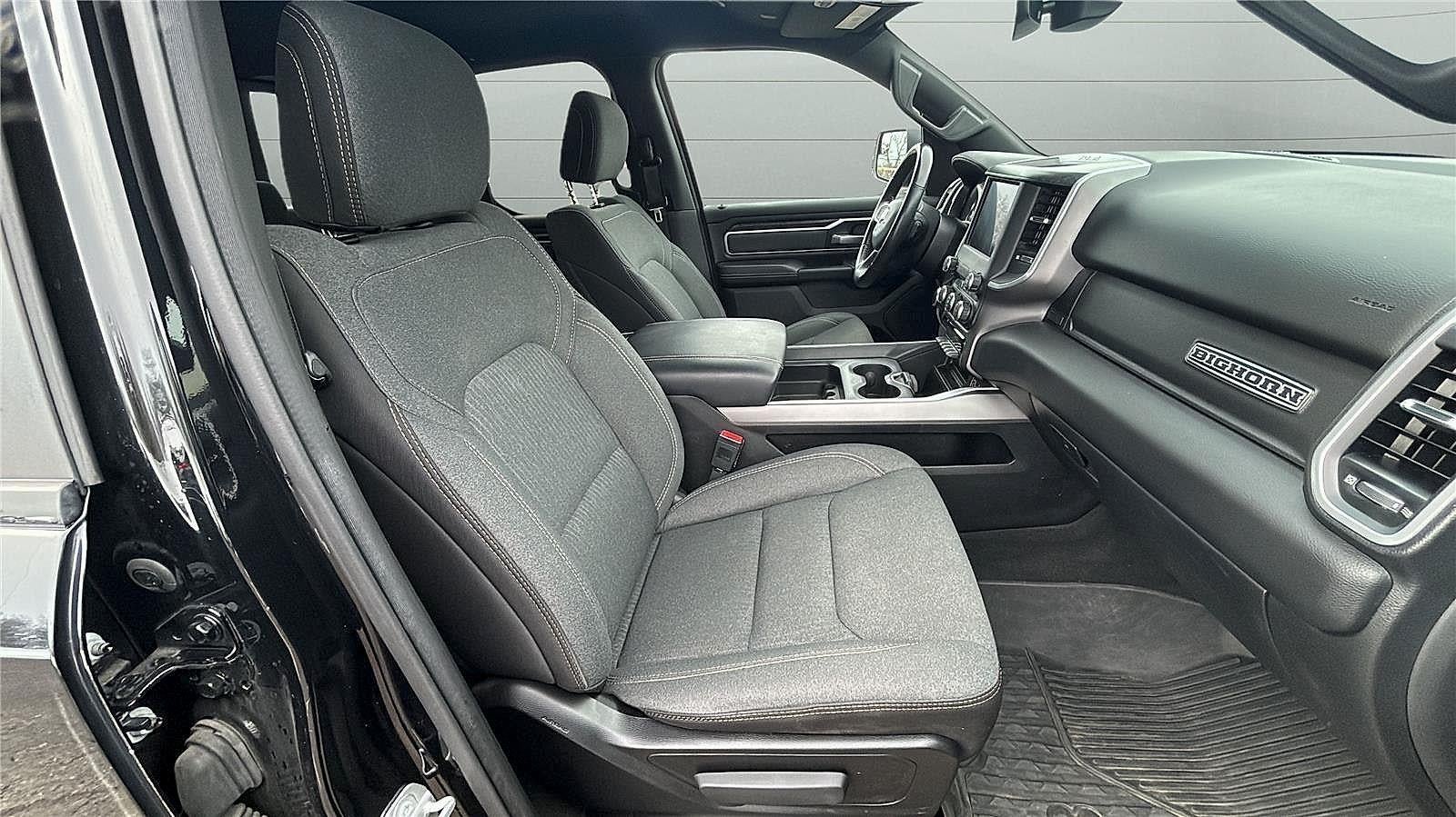 2022 RAM 1500 Big Horn Quad Cab 4x4 6'4' Box