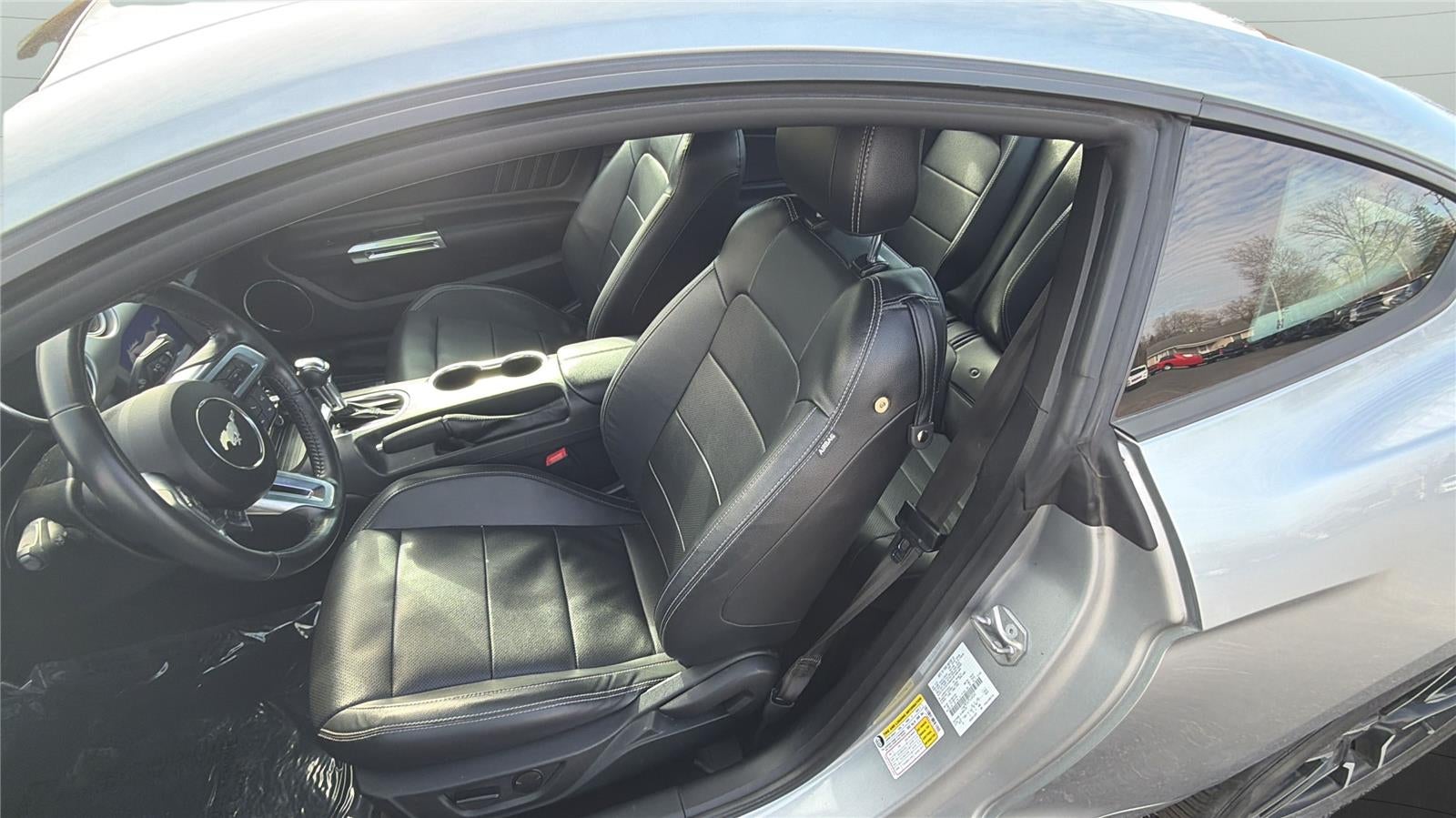 2023 Ford Mustang EcoBoost Premium Fastback