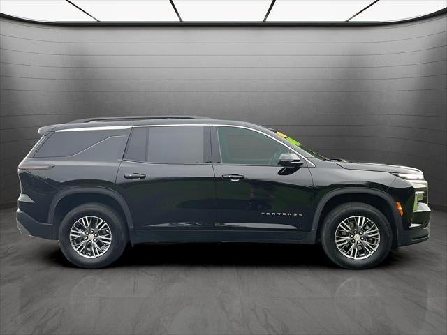 2025 Chevrolet Traverse FWD LT
