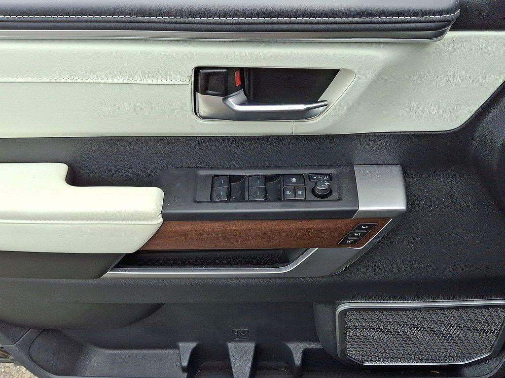 2024 Toyota Sequoia Capstone