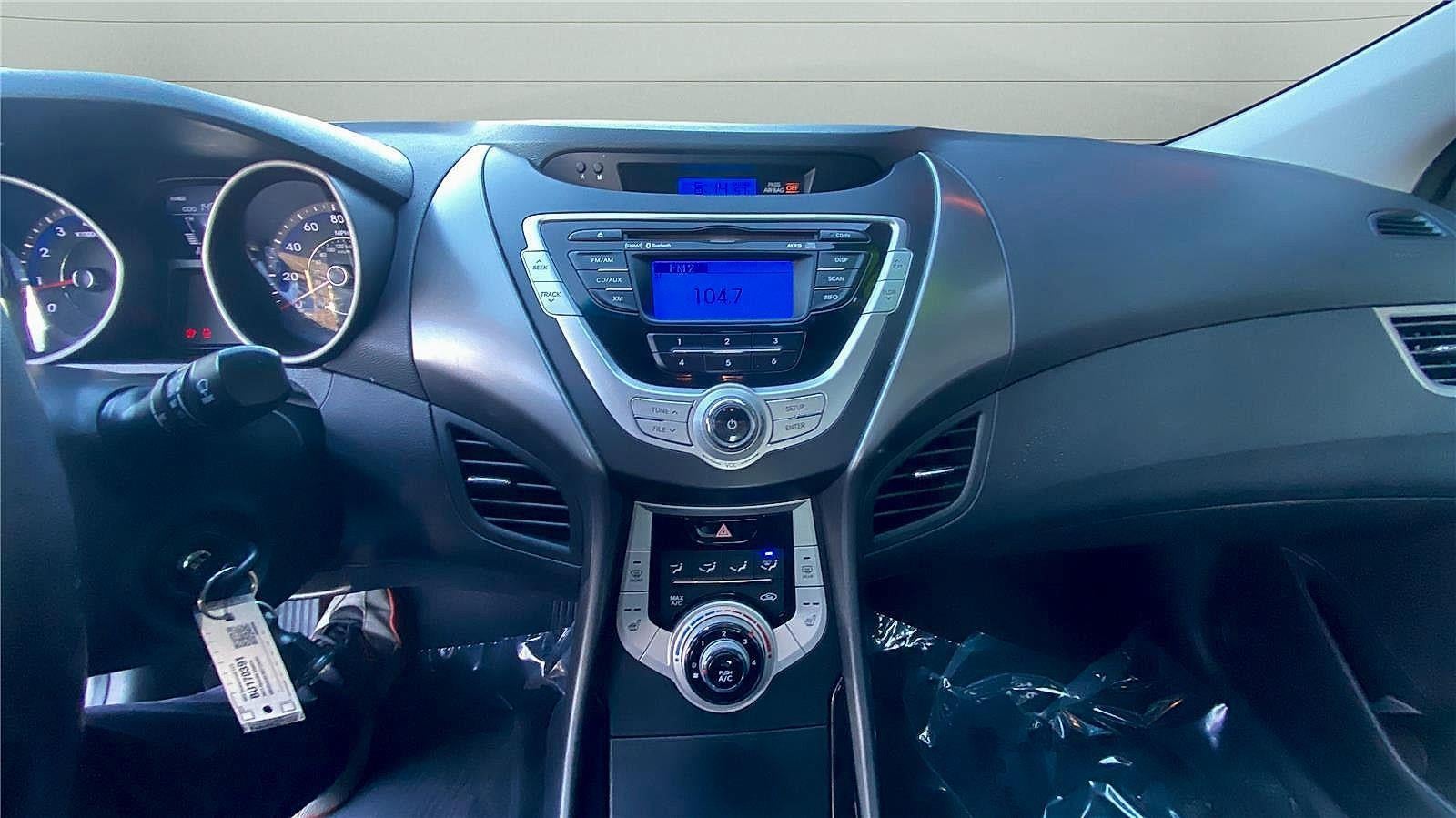 2011 Hyundai Elantra Limited (Ulsan Plant)