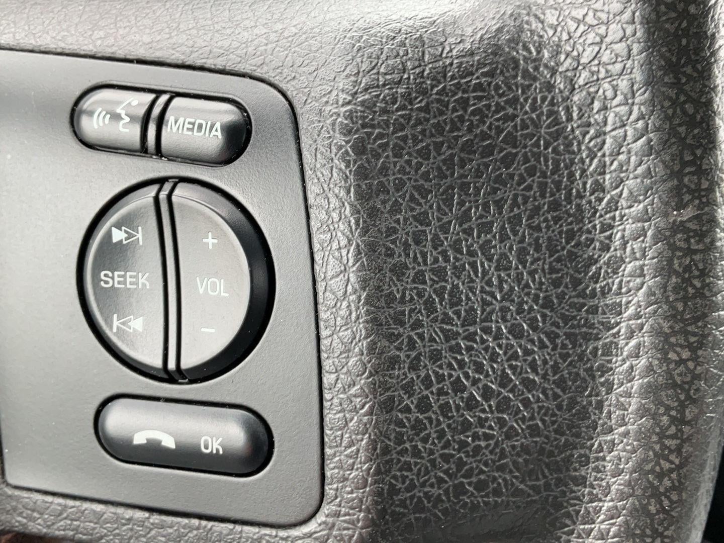 2019 Ford Super Duty F-650 Straight Frame Gas Reg Cab