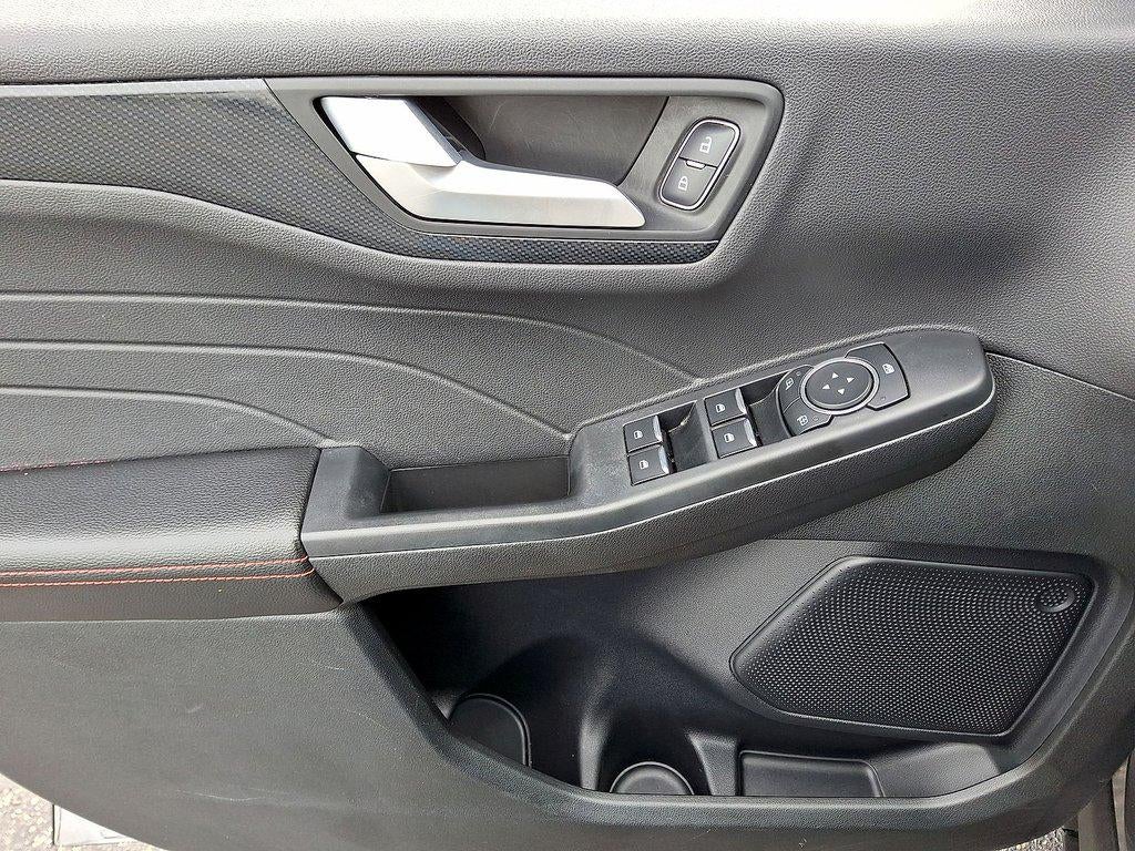 2025 Ford Escape ST-Line FWD