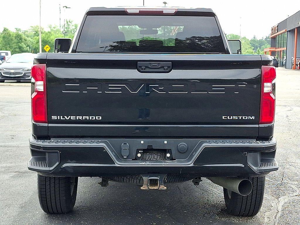 2021 Chevrolet Silverado 2500Hd '4WD Crew Cab 159'' Custom'