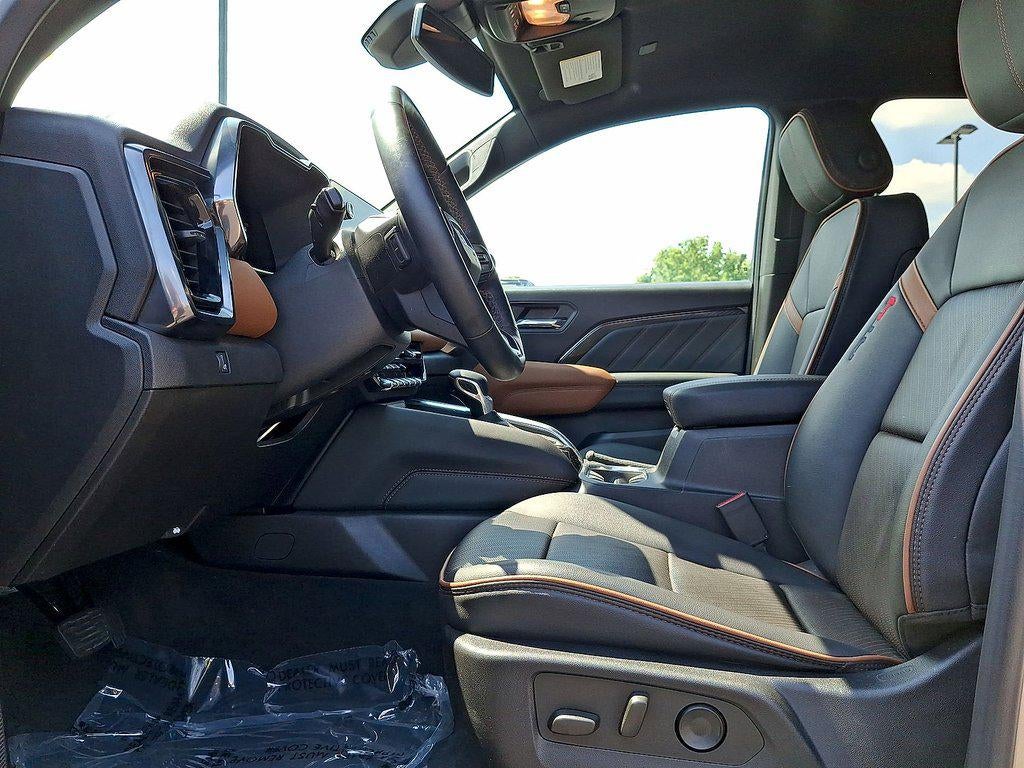 2023 GMC Canyon 4WD Crew Cab AT4