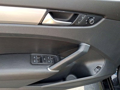 2022 Volkswagen Passat 2.0T SE Auto