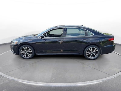 2022 Volkswagen Passat 2.0T SE Auto