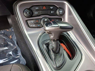 2019 Dodge Challenger SXT RWD
