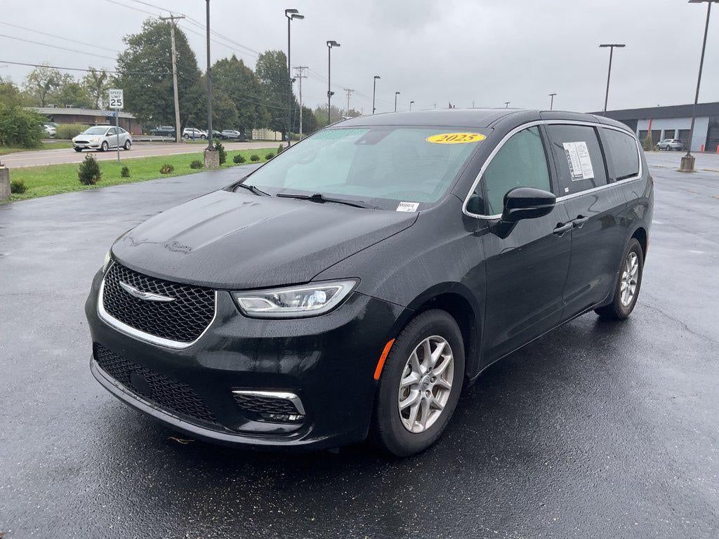 2025 Chrysler Pacifica