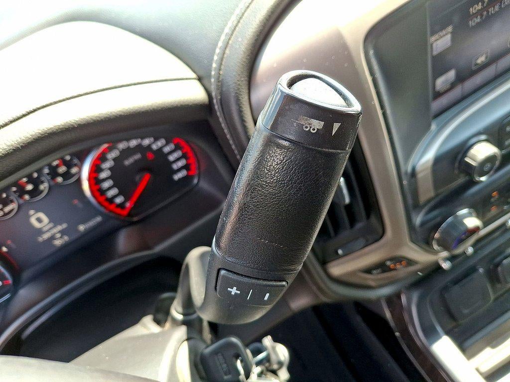 2015 GMC Sierra 1500 '4WD Crew Cab 143.5'' Denali'