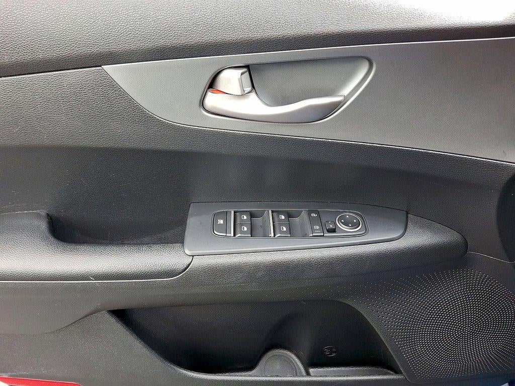 2021 Kia Forte LXS IVT