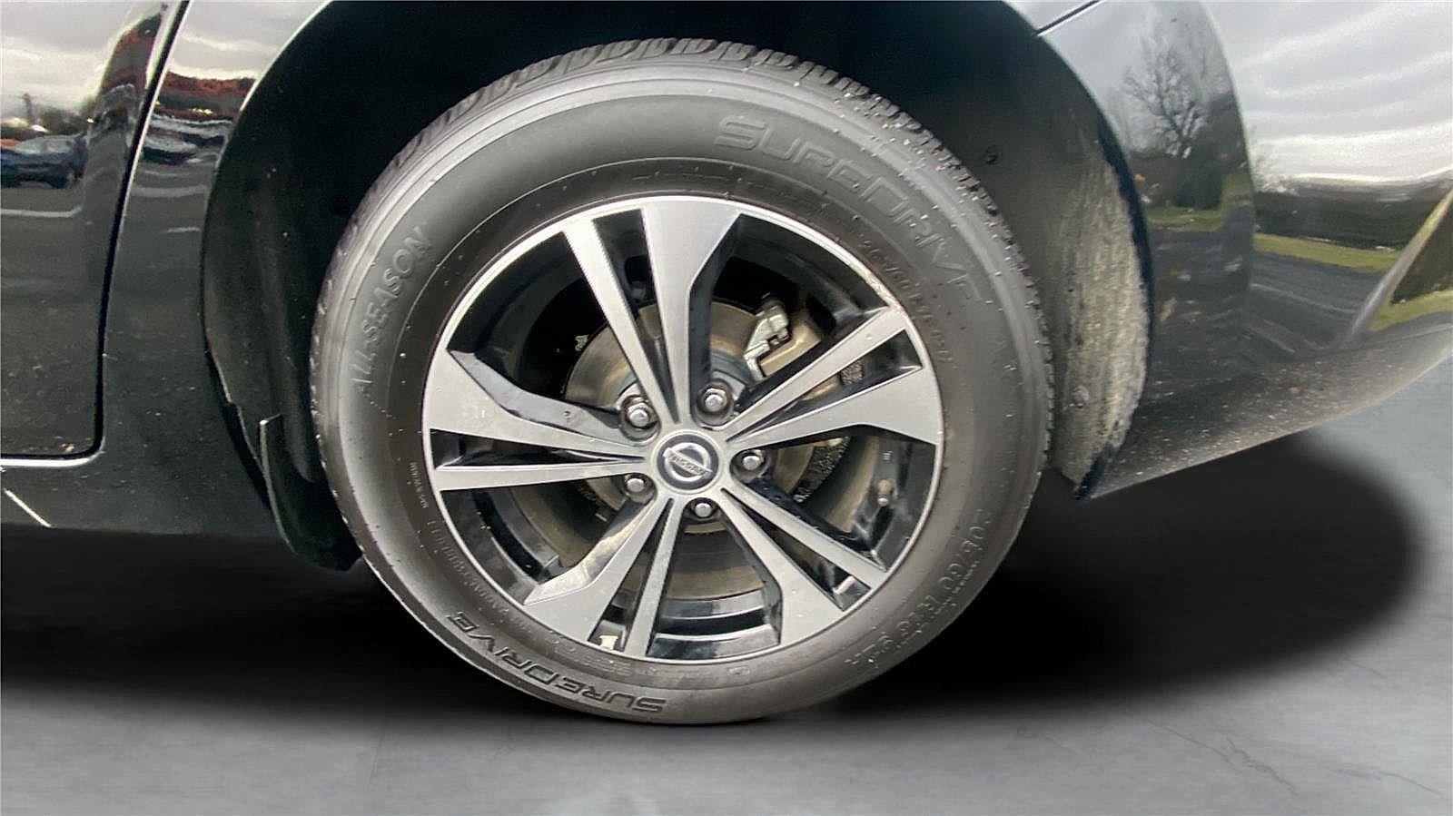 2023 Nissan Sentra SV Xtronic CVT