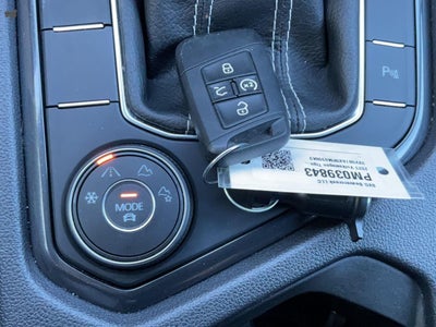 2023 Volkswagen Tiguan SE R-Line Black