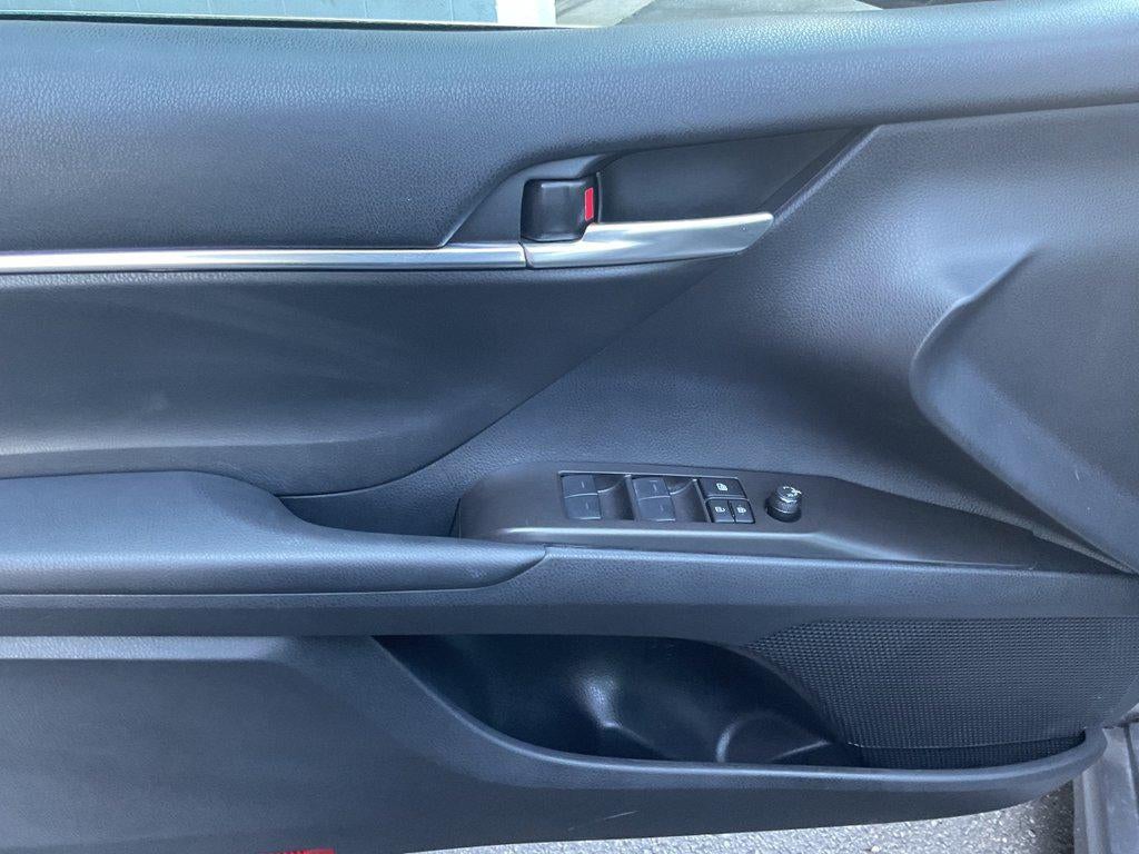 2024 Toyota Camry SE Auto (Natl)