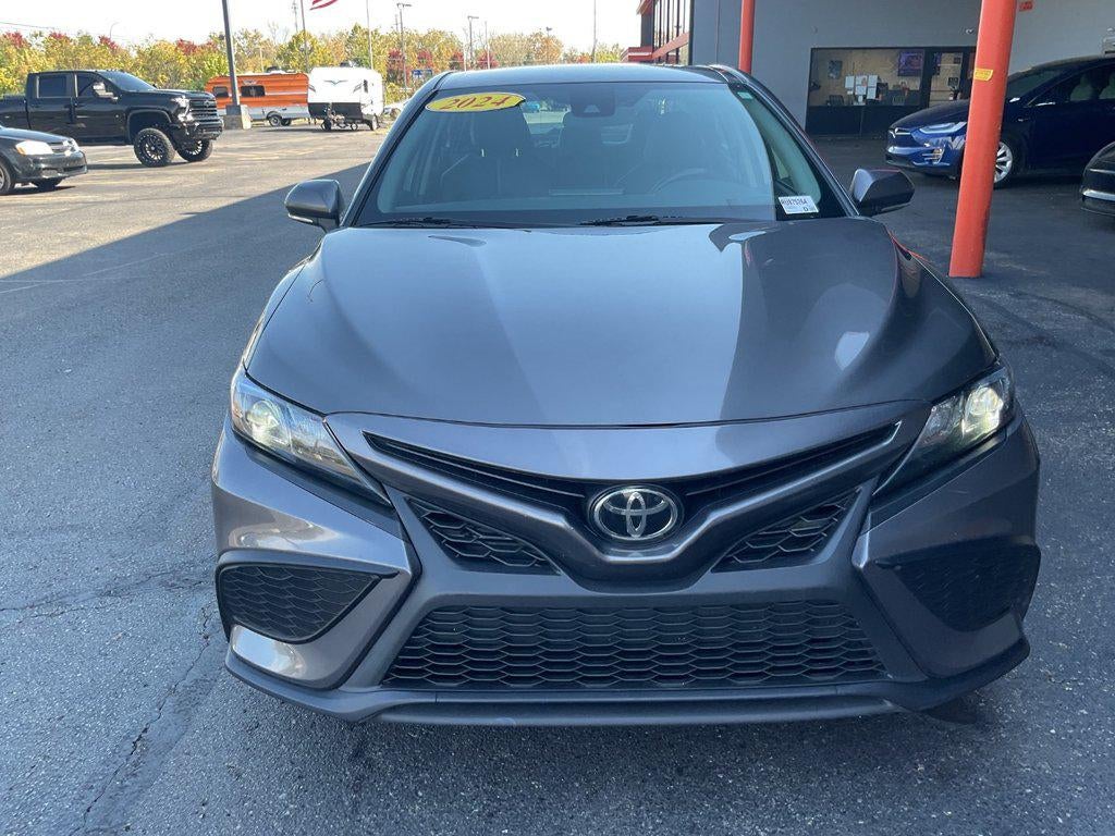 2024 Toyota Camry SE Auto (Natl)