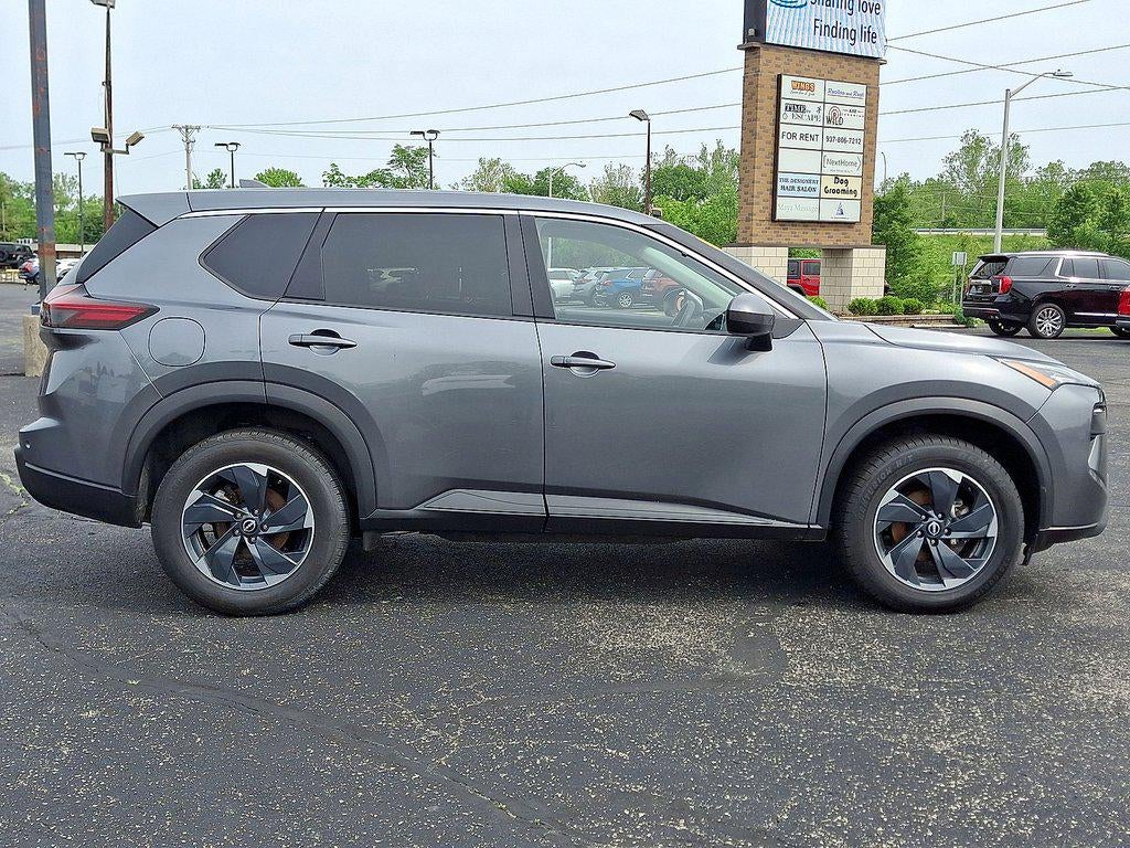 2024 Nissan Rogue AWD SV