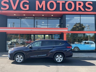 2022 Toyota Highlander Hybrid LE AWD (Natl)