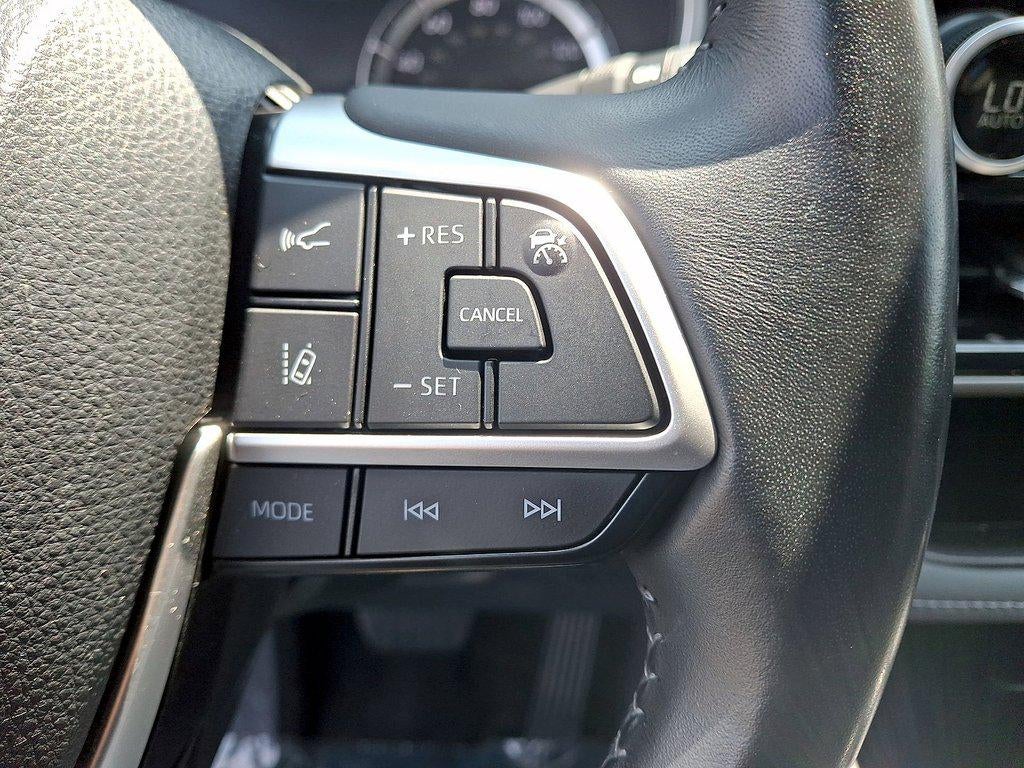 2023 Toyota Highlander Hybrid XLE AWD (Natl)