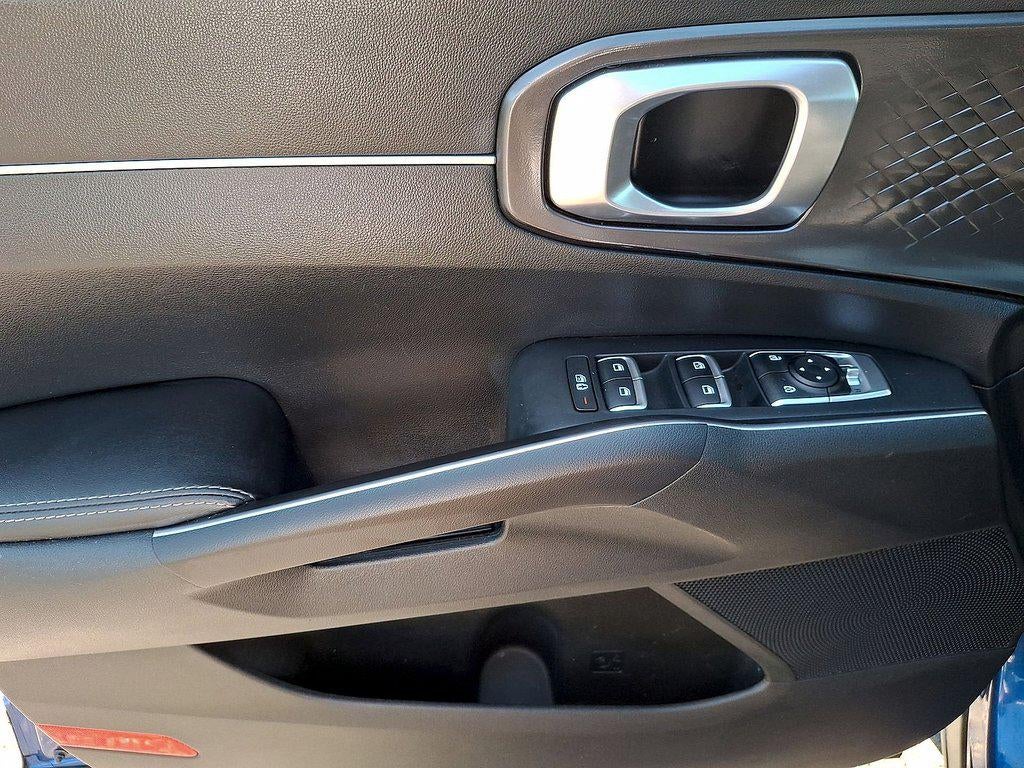 2022 Kia Sorento S FWD