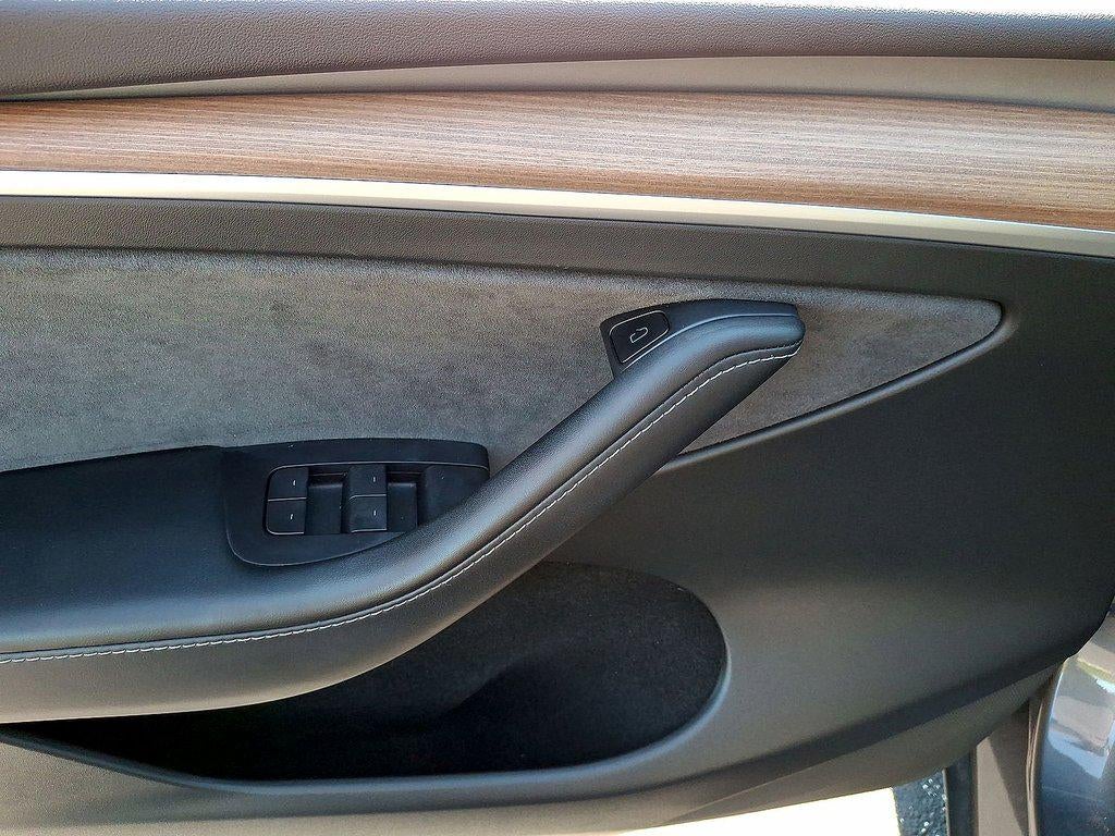 2022 Tesla Model Y Performance AWD