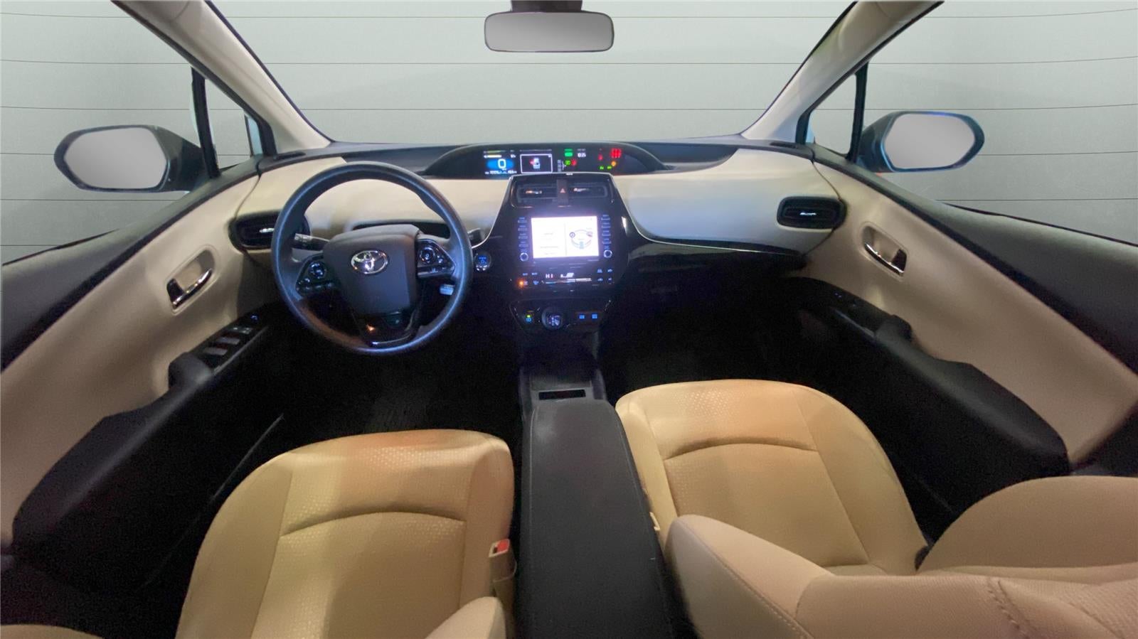 2022 Toyota Prius LE