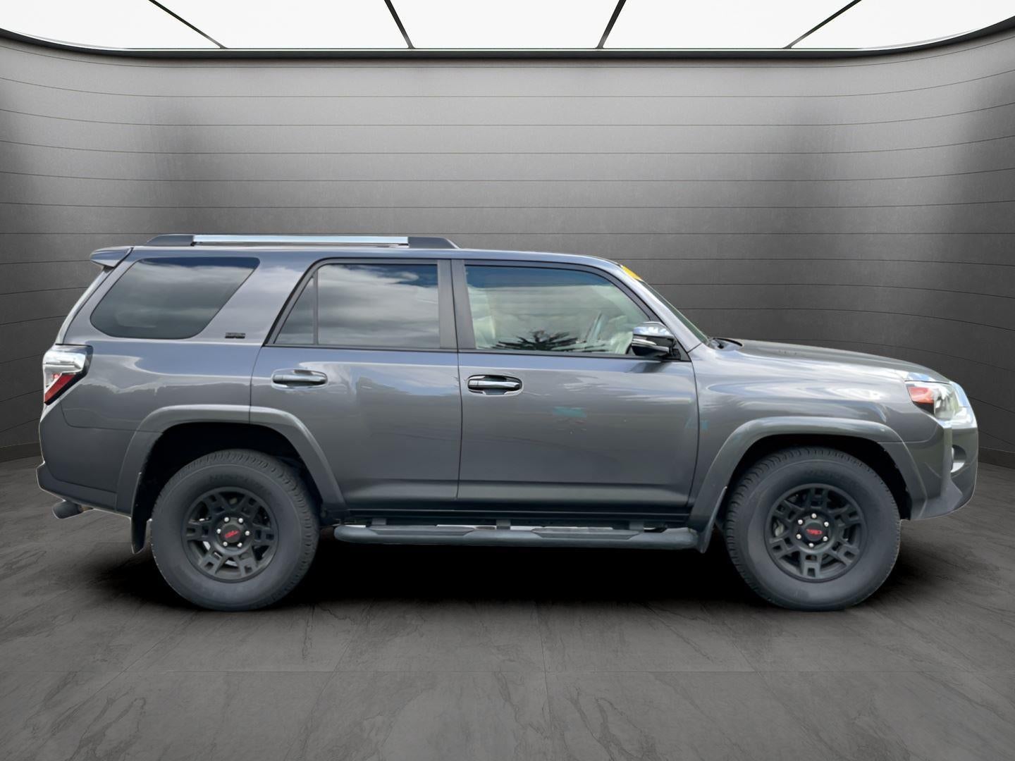 2022 Toyota 4Runner SR5 Premium 2WD (Natl)