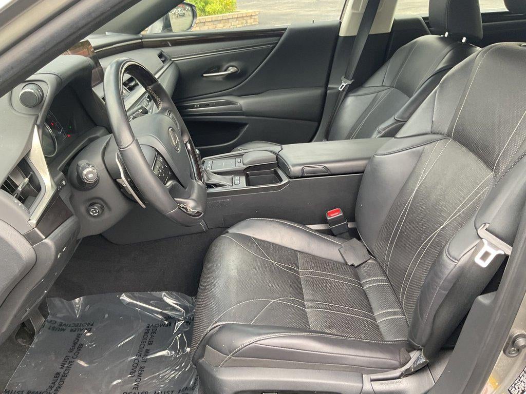 2019 Lexus Es ES 300h Luxury FWD