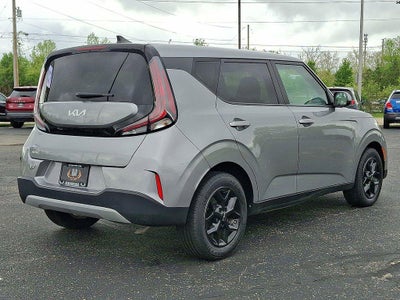 2023 Kia Soul LX IVT