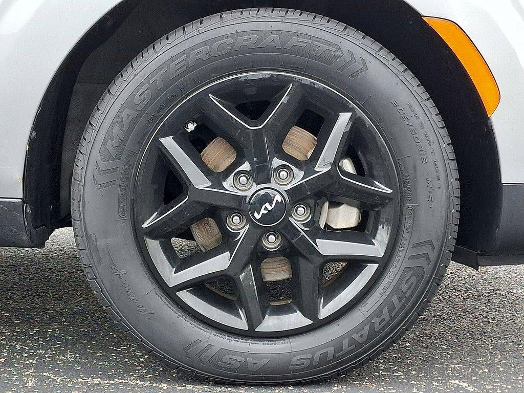 2023 Kia Soul LX IVT