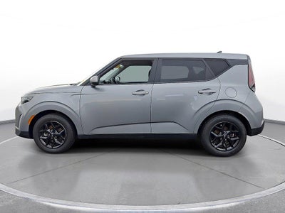 2023 Kia Soul LX IVT