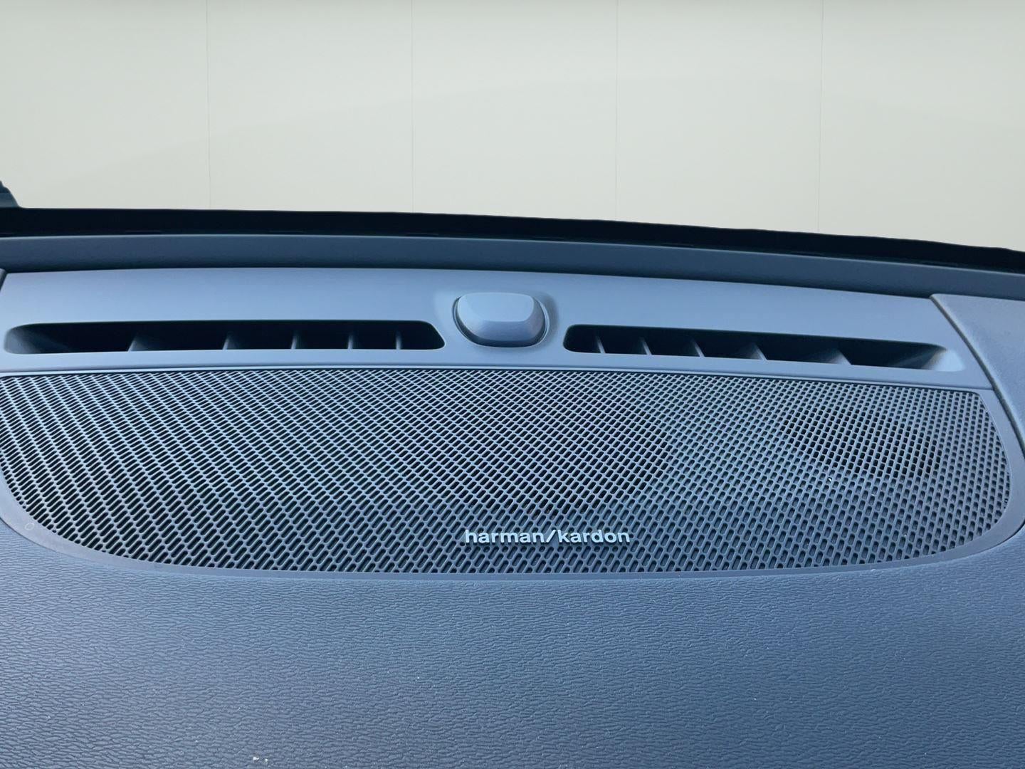 2021 Volvo XC40 Recharge P8 eAWD Pure Electric