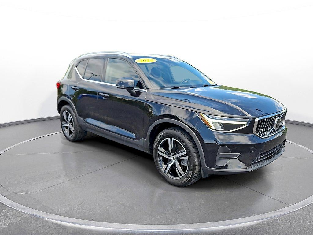 2024 Volvo Xc40 B5 AWD Core Bright Theme