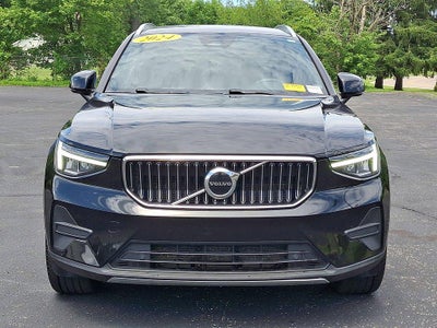 2024 Volvo Xc40 B5 AWD Core Bright Theme