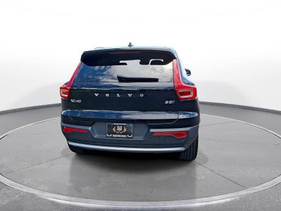 2024 Volvo Xc40 B5 AWD Core Bright Theme