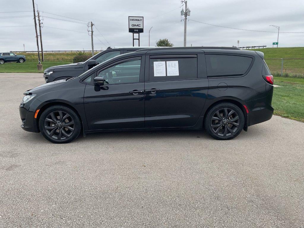 2020 Chrysler Pacifica Limited 35th Anniversary