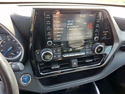 2022 Toyota Highlander Hybrid XLE